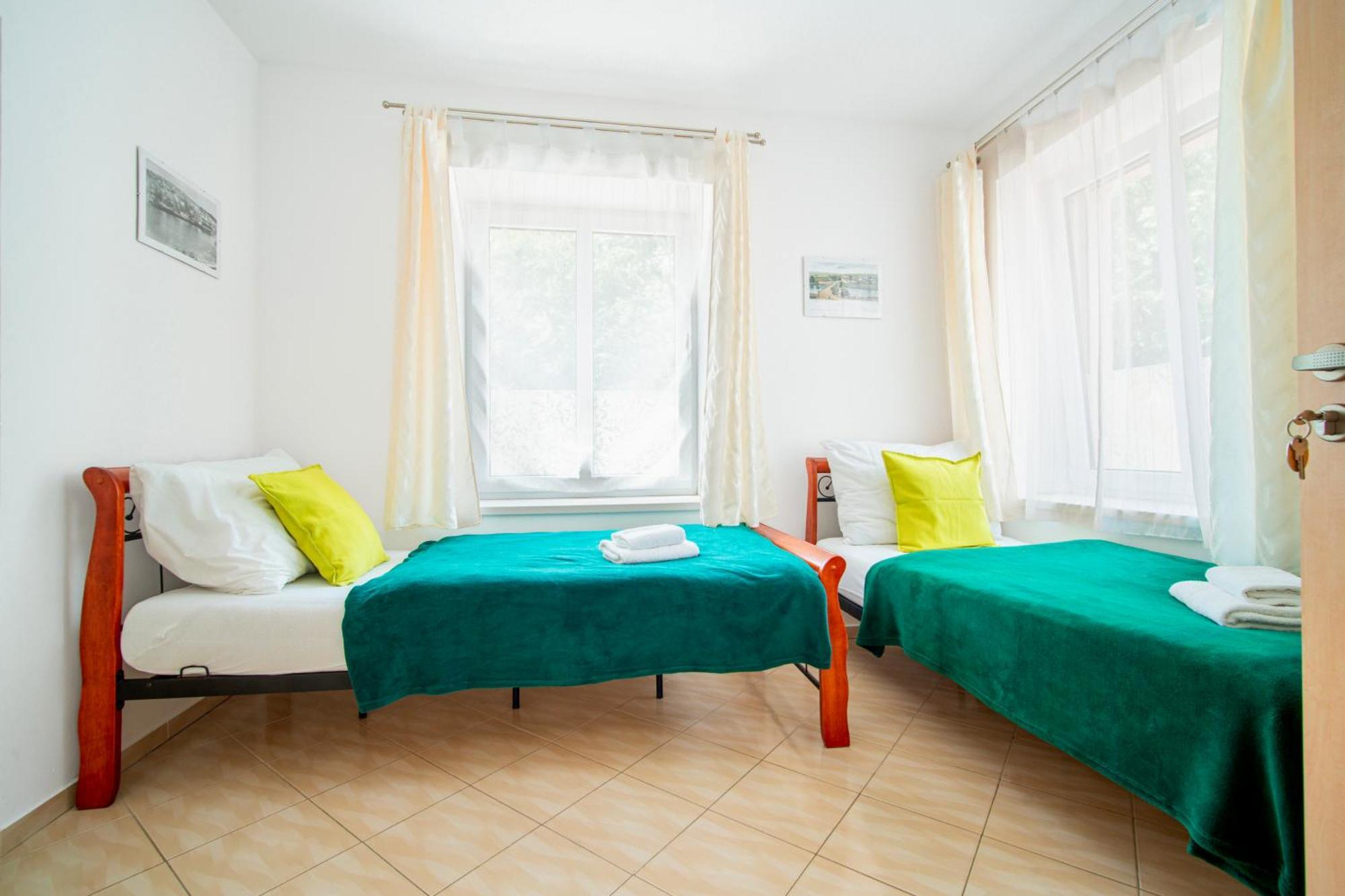 Hotel Ostende Chocerady Ngoại thất bức ảnh
