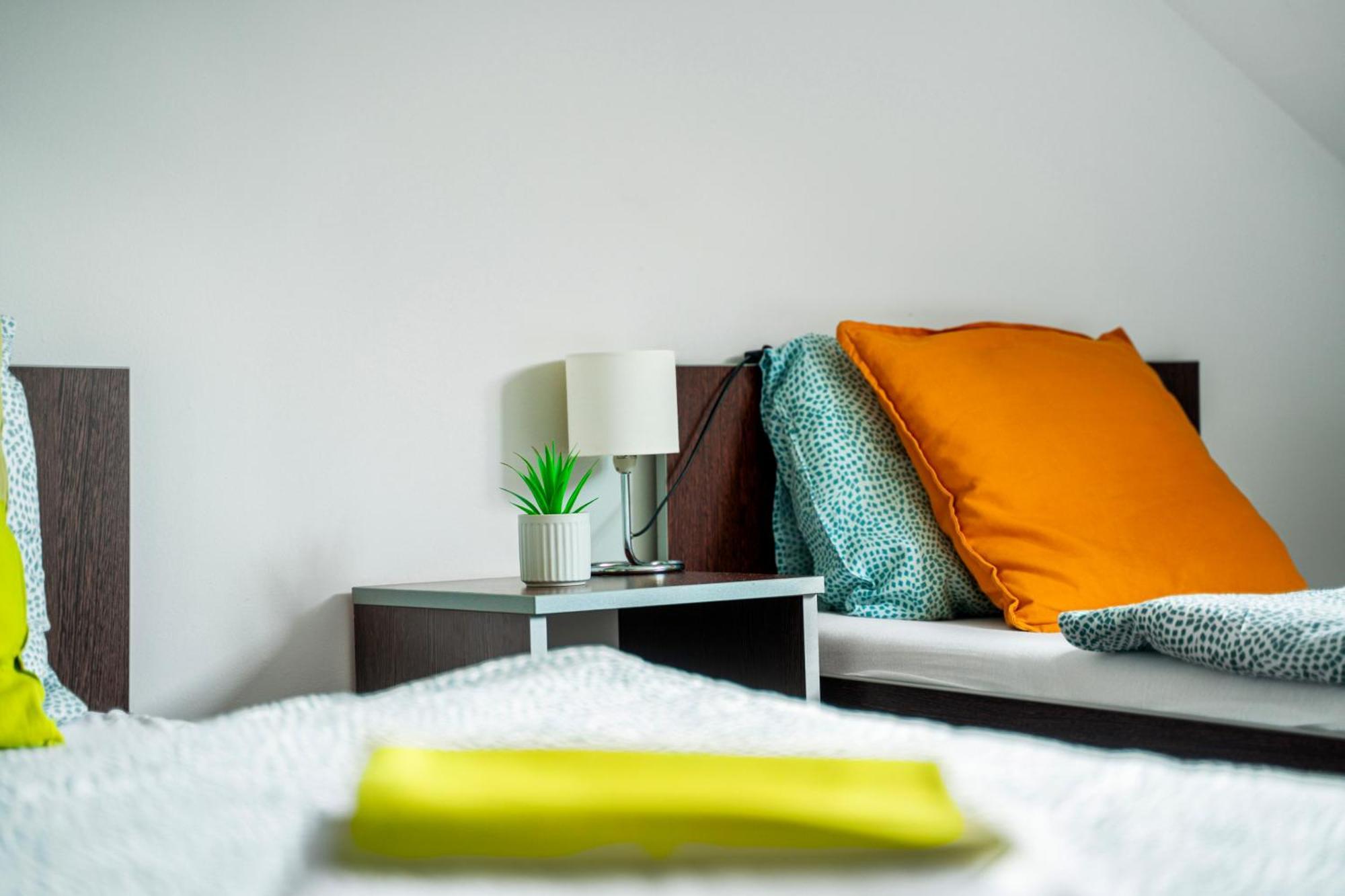 Hotel Ostende Chocerady Ngoại thất bức ảnh